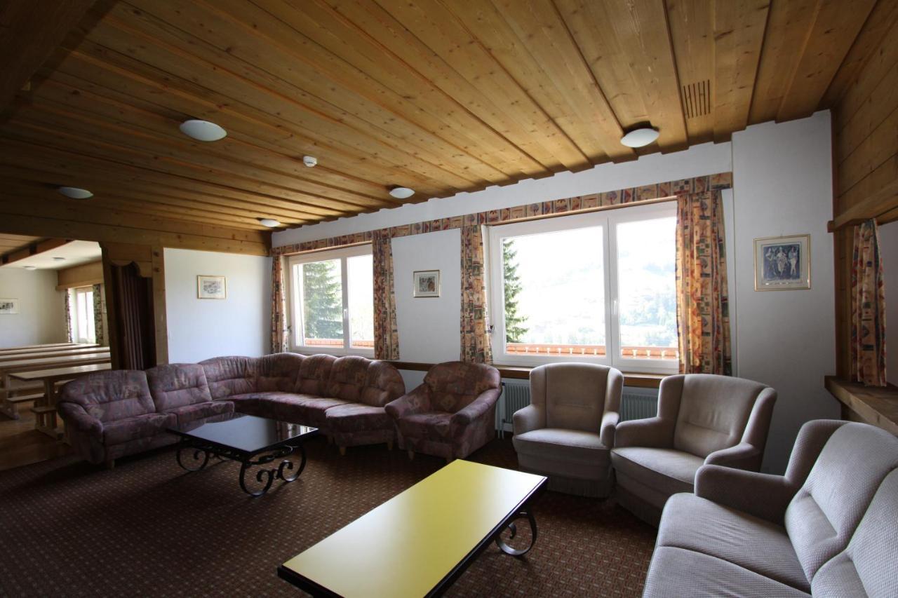 Jugendhotel Alpina Седрён Экстерьер фото